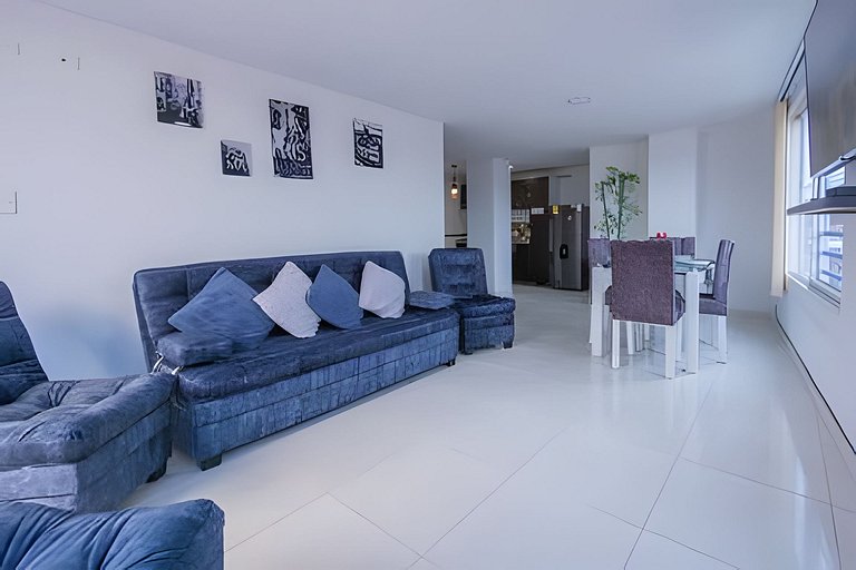 Amplio Y Moderno Apartasuite En El Centro