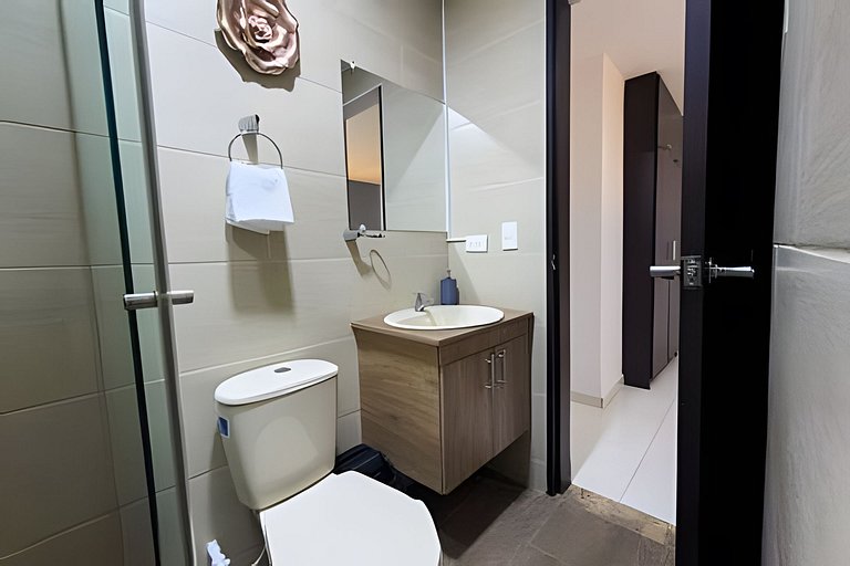 Amplio Y Moderno Apartasuite En El Centro