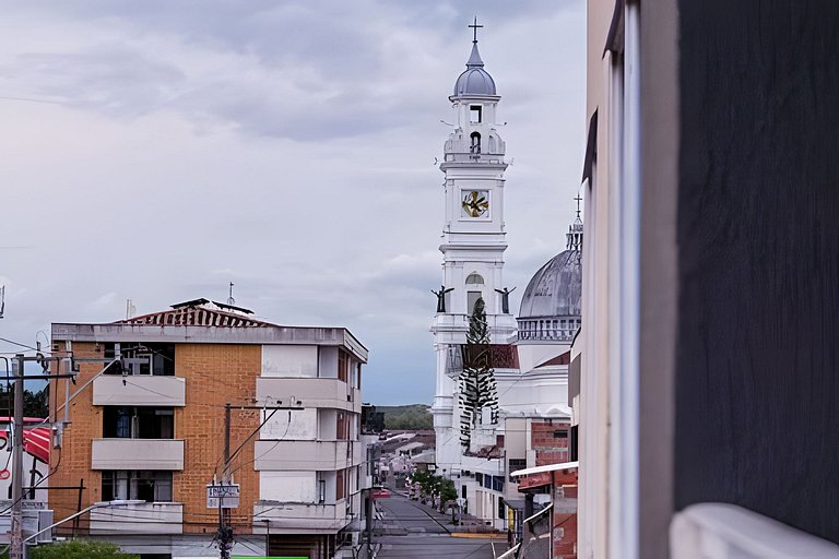 Amplio Y Moderno Apartasuite En El Centro